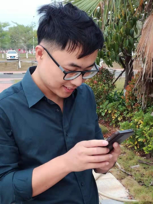 鼠王子的第一张照片--青岛相亲服务中心