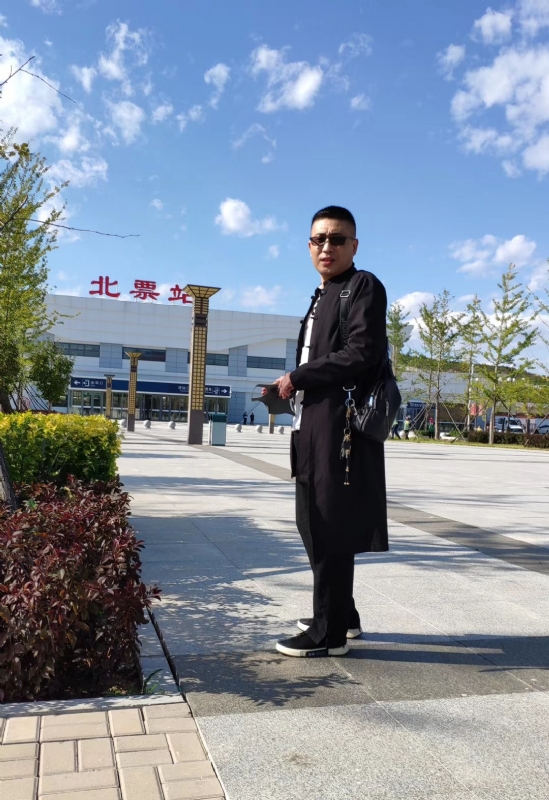 仟佰渡的第一张照片--青岛相亲服务中心