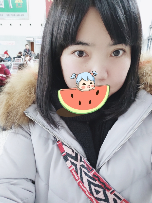 萱玲的第一张照片--青岛相亲服务中心