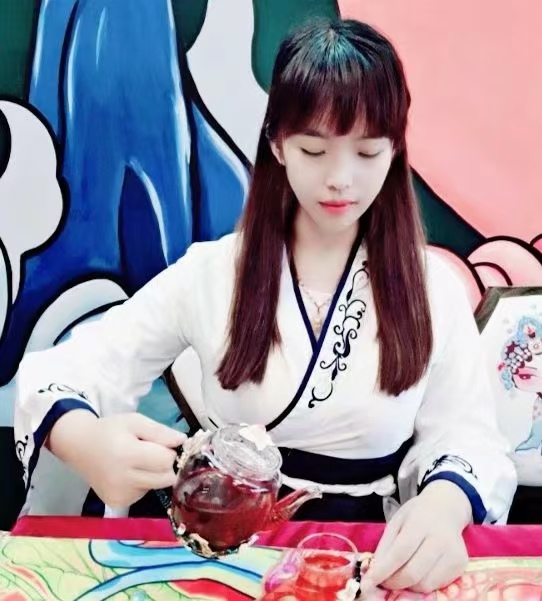 小玉的第一张照片--青岛相亲服务中心