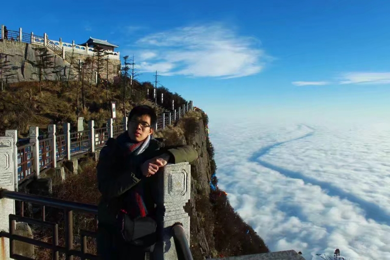 咫尺天涯的第一张照片--青岛相亲服务中心