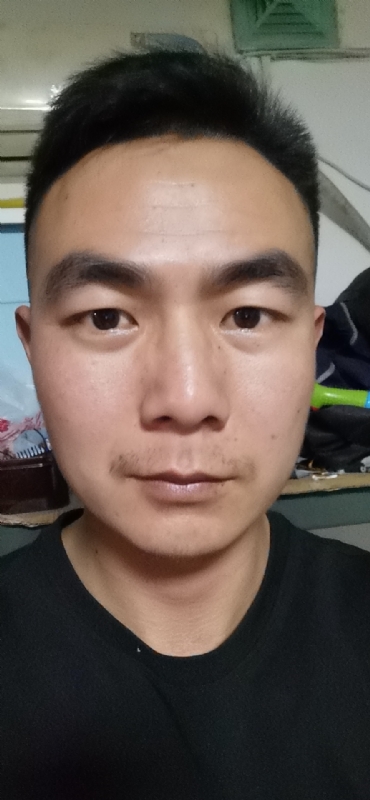 朴实无华的第一张照片--青岛相亲服务中心