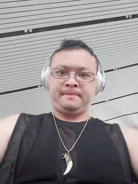 醉叶孤城的第一张照片--青岛相亲服务中心