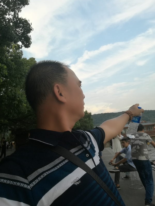 木子五的第四张照片--青岛相亲服务中心