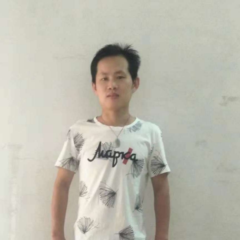 平平的第一张照片--青岛相亲服务中心