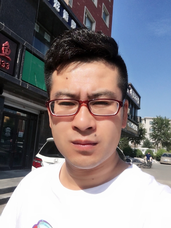 AA首席的第一张照片--青岛相亲服务中心