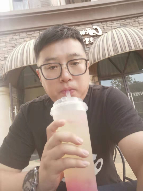 半旧情怀的第一张照片--青岛相亲服务中心