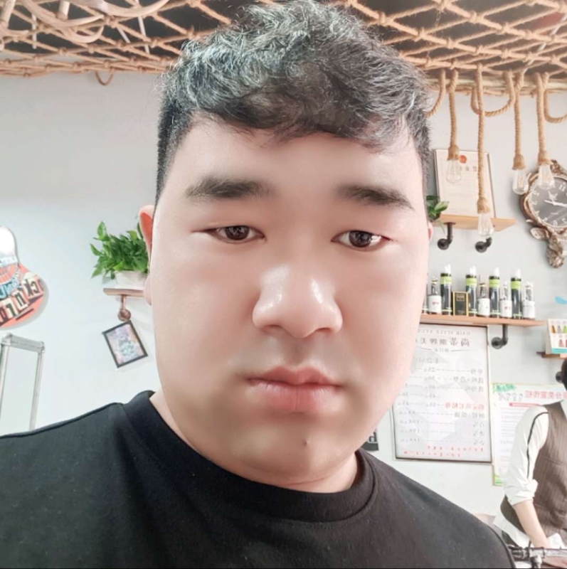 田野小伟的第二张照片--青岛相亲服务中心