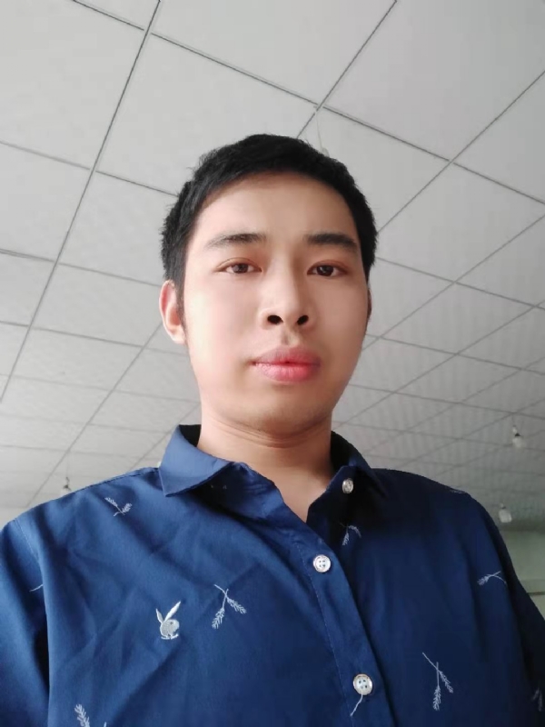 啊辉的第一张照片--青岛相亲服务中心