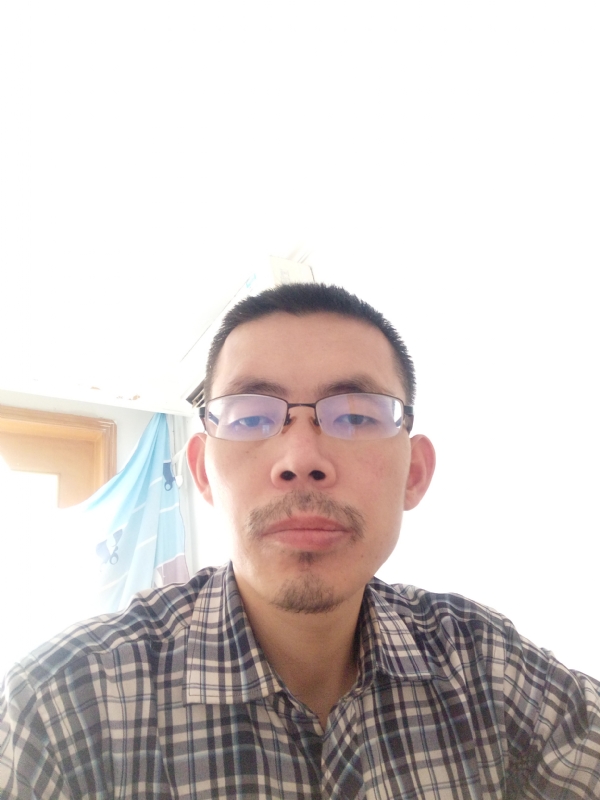 芳华的第一张照片--青岛相亲服务中心