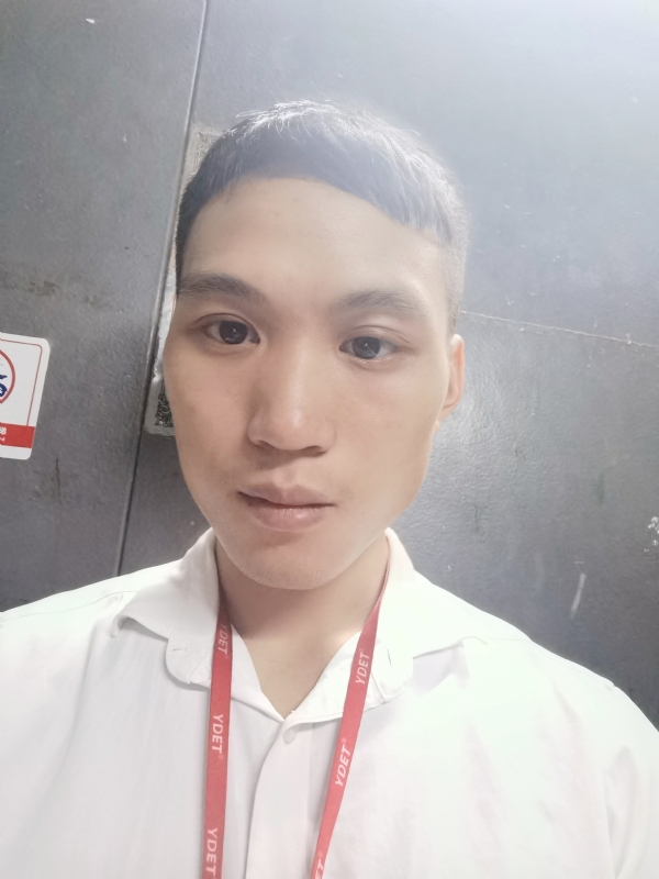 不离不弃的第一张照片--青岛相亲服务中心