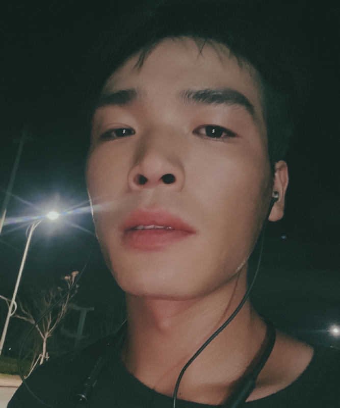 满船清梦压星河的第一张照片--青岛相亲服务中心