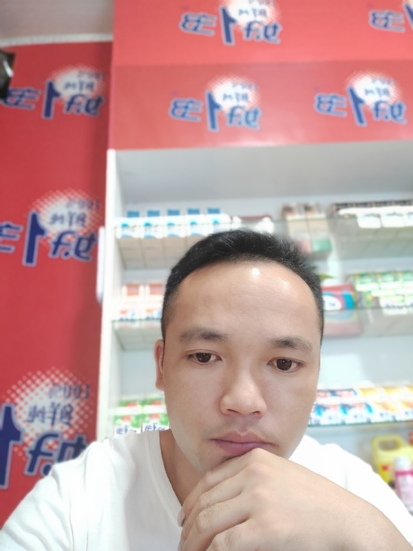 小老弟的第一张照片--青岛相亲服务中心