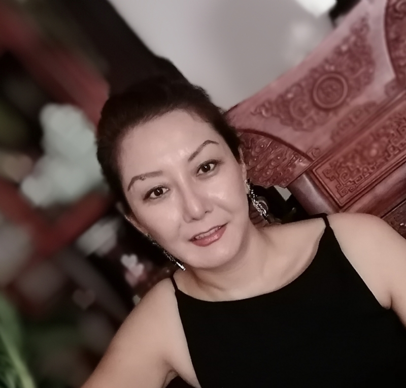 1975珠砂痣的第三张照片--青岛相亲服务中心