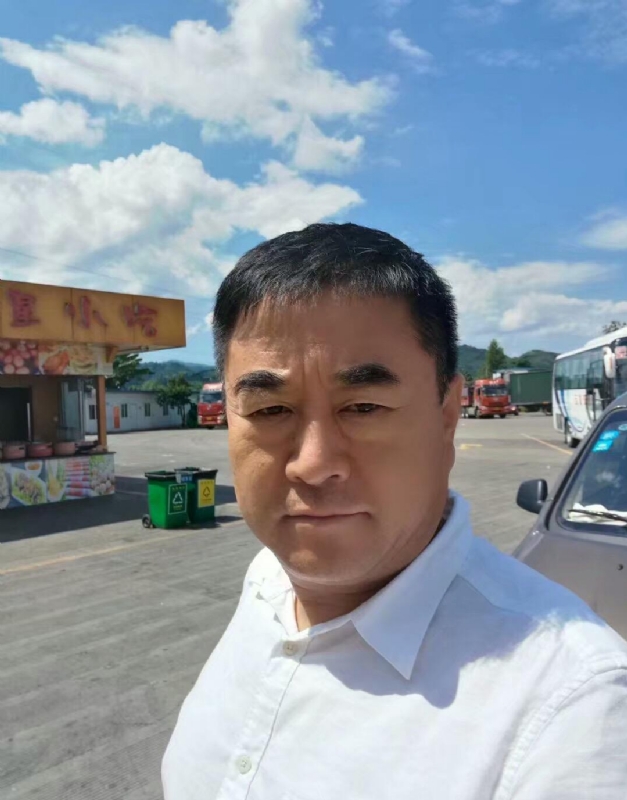 从此不再孤独的第一张照片--青岛相亲服务中心