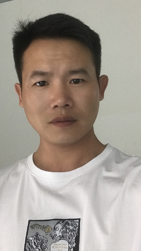 石头的第一张照片--青岛相亲服务中心