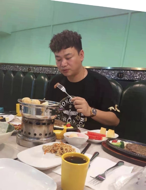 杰的第一张照片--青岛相亲服务中心