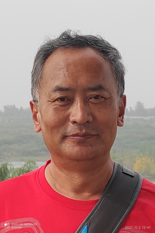 与你同行的第一张照片--青岛相亲服务中心