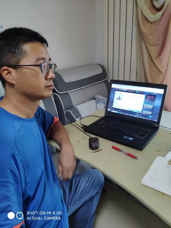 高锰酸钾的紫的第一张照片--青岛相亲服务中心