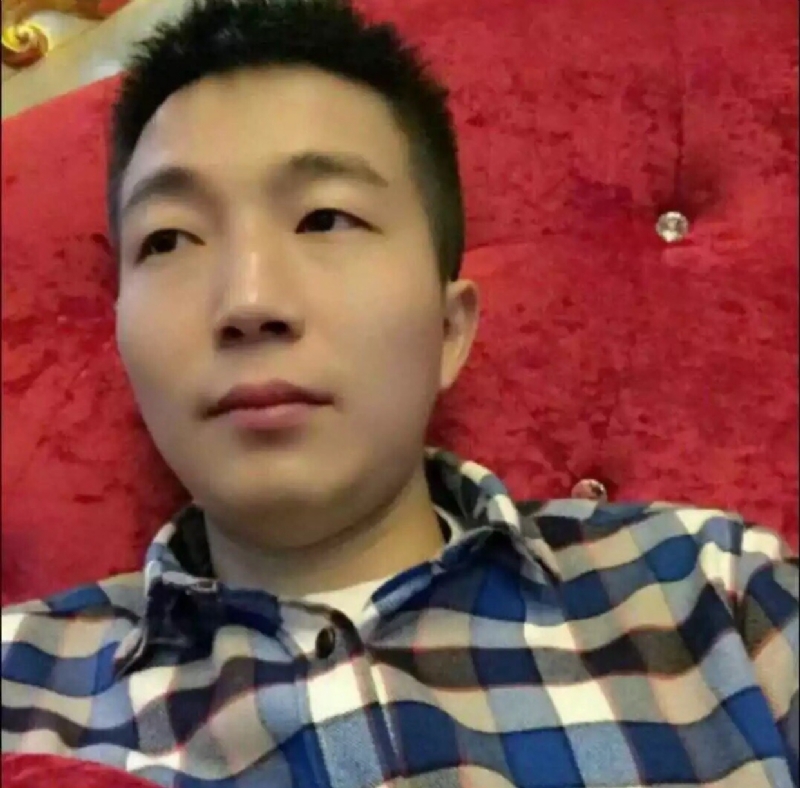 崩塌的信仰的第一张照片--青岛相亲服务中心