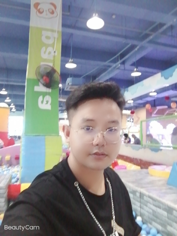 棒哥的第三张照片--青岛相亲服务中心