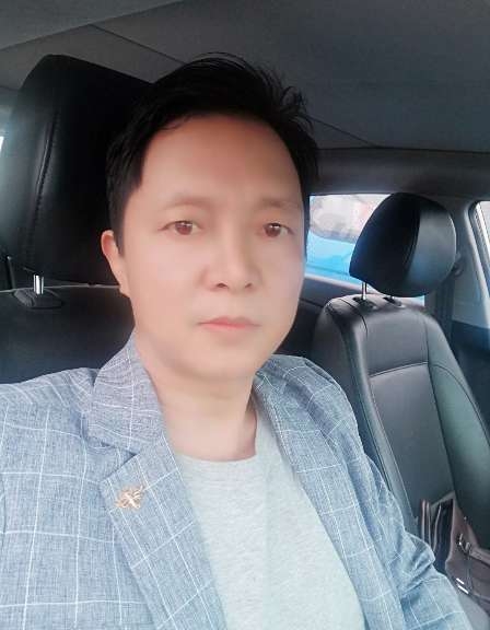 深蓝的第二张照片--青岛相亲服务中心