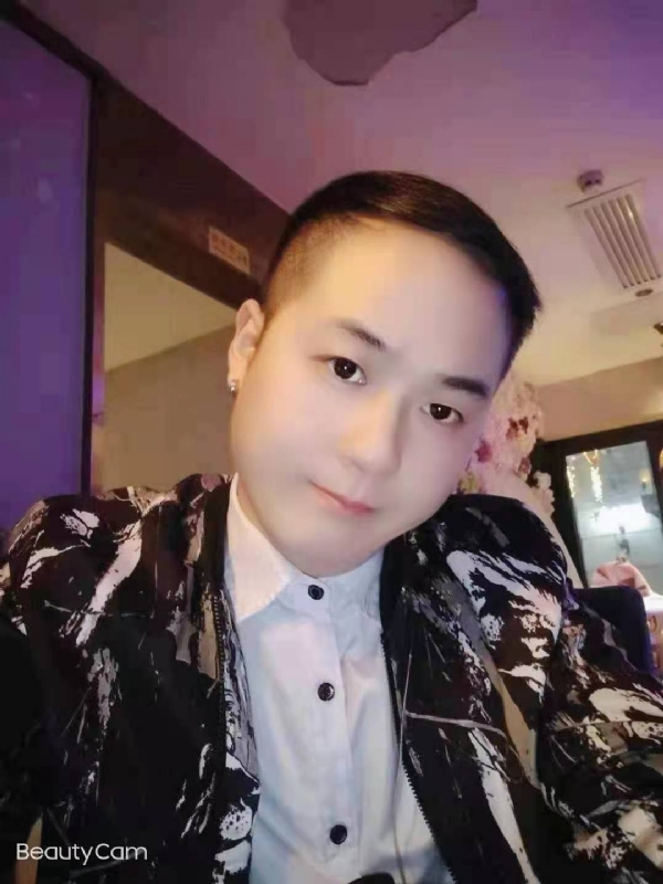 放弃一切，从头再来的第一张照片--青岛相亲服务中心