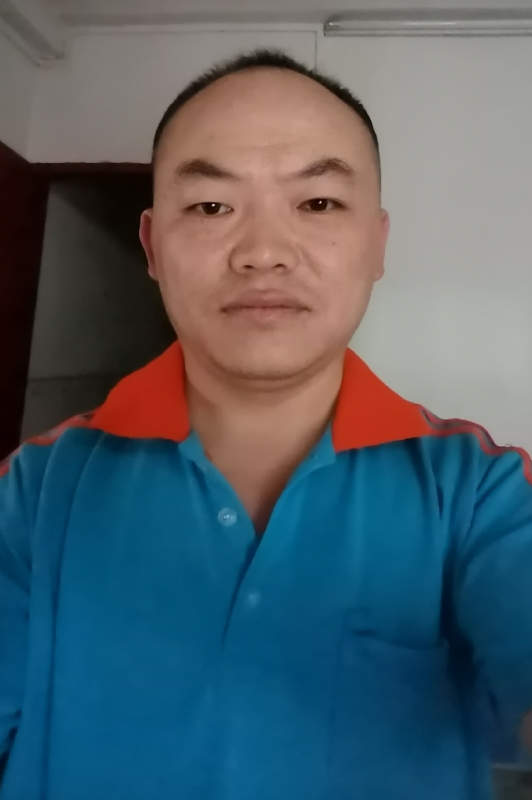 与子携老的第八张照片--青岛相亲服务中心