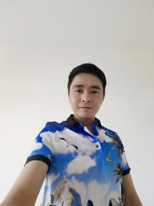 金世的第一张照片--青岛相亲服务中心