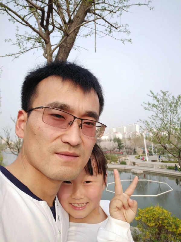 简单的幸福的第一张照片--青岛相亲服务中心