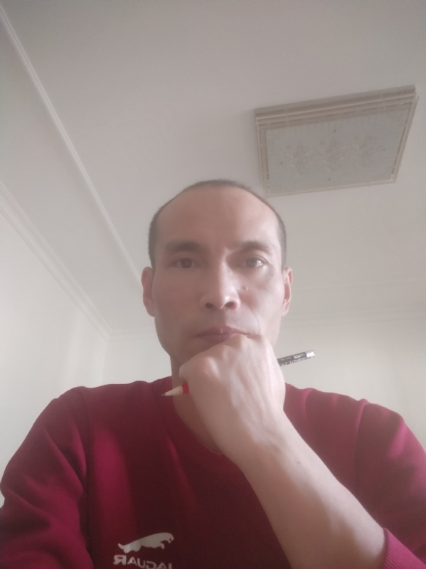 左边的第一张照片--青岛相亲服务中心