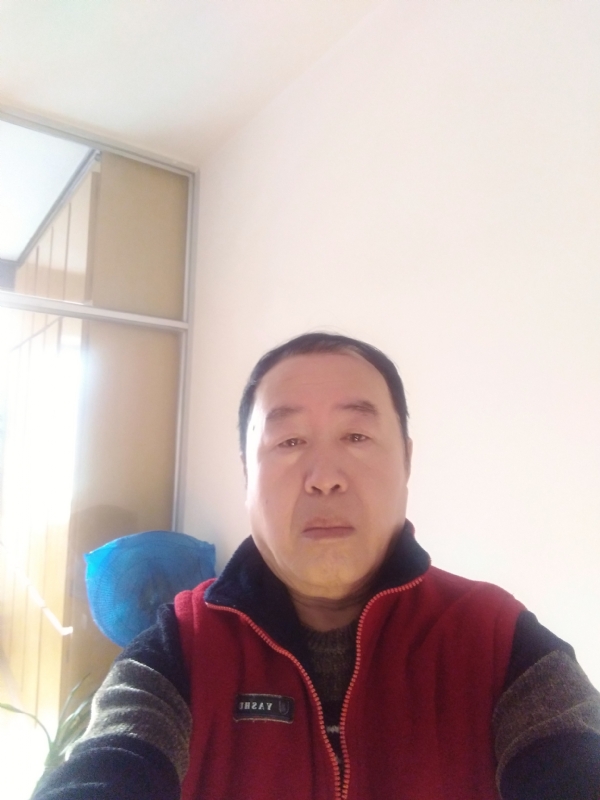 快乐的第一张照片--青岛相亲服务中心