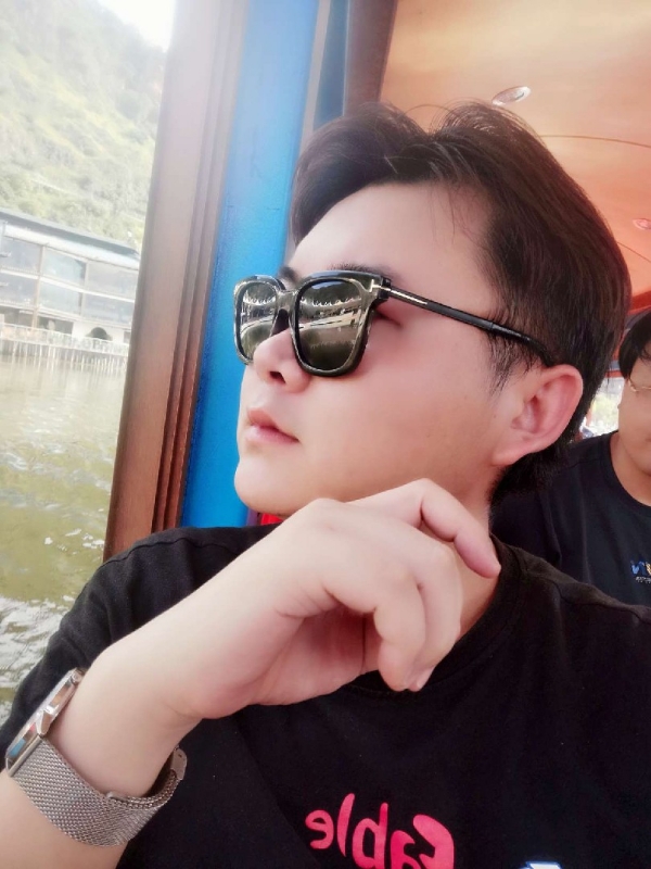 曲生的第三张照片--青岛相亲服务中心