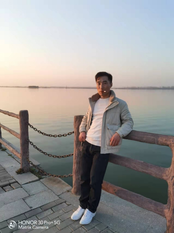 望月兔的第一张照片--青岛相亲服务中心