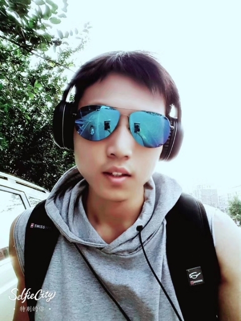 失意的人的第一张照片--青岛相亲服务中心