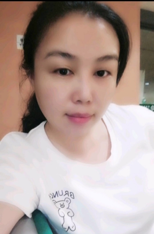 淡淡的云的第一张照片--青岛相亲服务中心