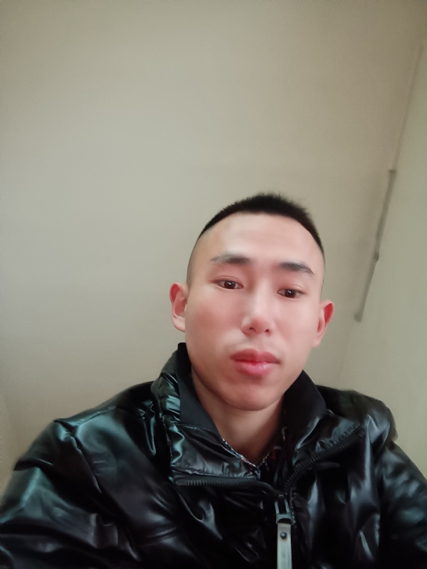 阿浩的第一张照片--青岛相亲服务中心