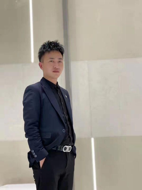 宋定鸿的第二张照片--青岛相亲服务中心