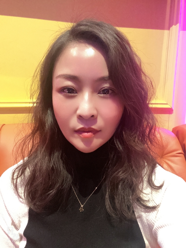 幸福的第一张照片--青岛相亲服务中心