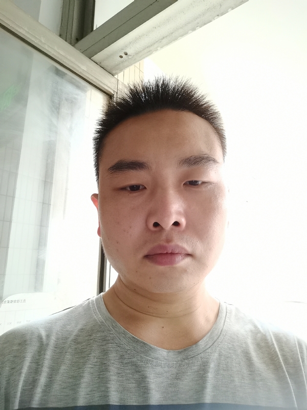 天真的我的第一张照片--青岛相亲服务中心