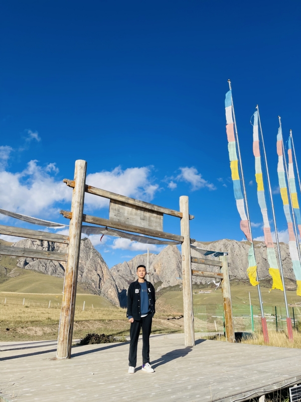 亦的第一张照片--青岛相亲服务中心