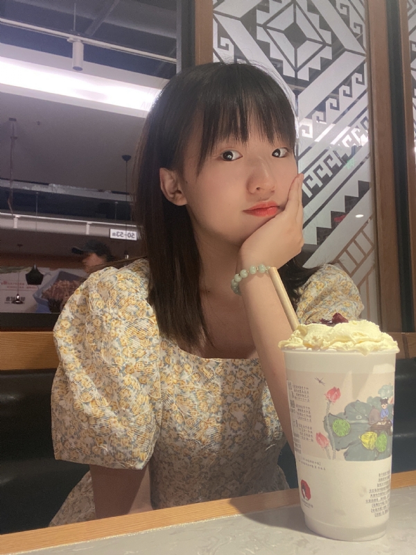 小叶的第三张照片--青岛相亲服务中心