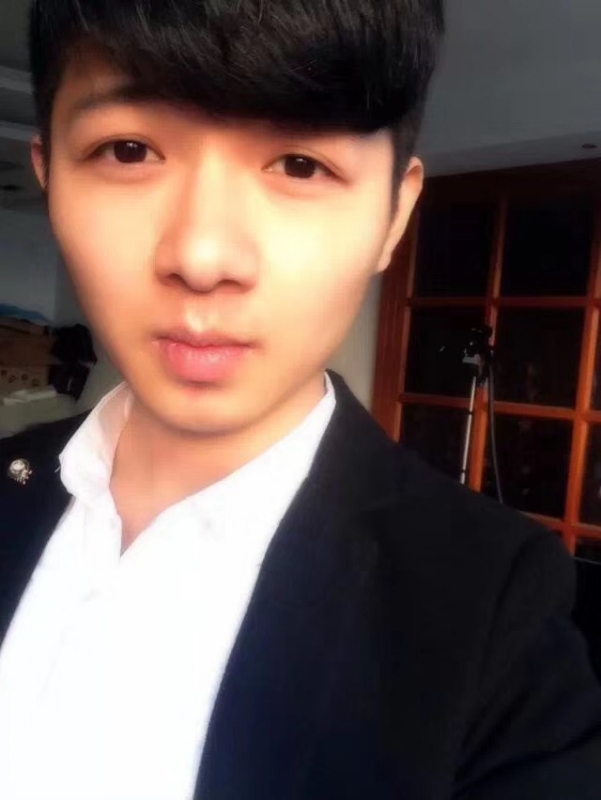 萨拉嘿呦的第一张照片--青岛相亲服务中心