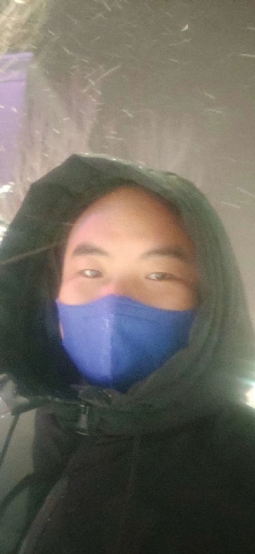 海子的第一张照片--青岛相亲服务中心