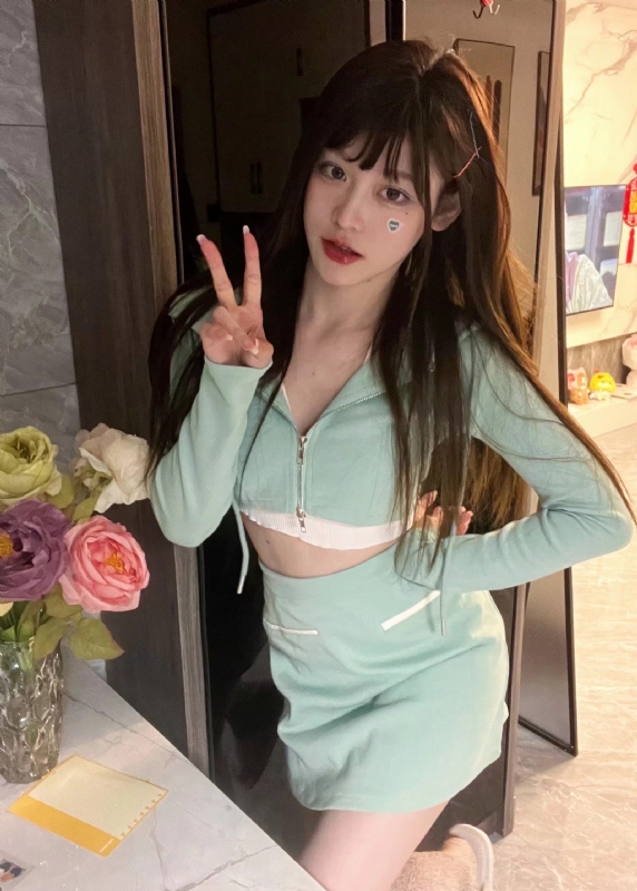 丹Dan的第一张照片--青岛相亲服务中心