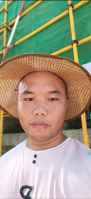 把岁月写入茶色的第一张照片--青岛相亲服务中心