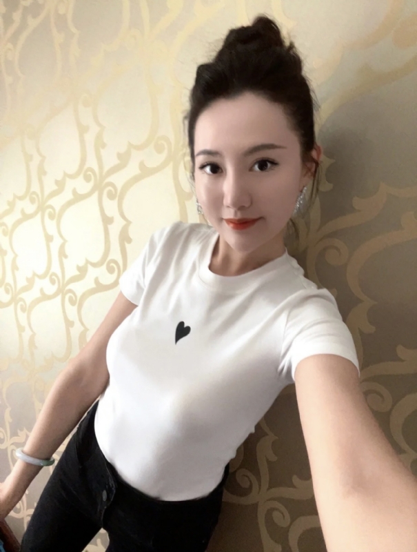 雨熙的第一张照片--青岛相亲服务中心