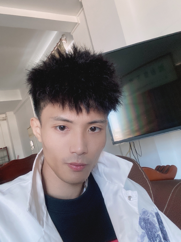 李邓平的第一张照片--青岛相亲服务中心