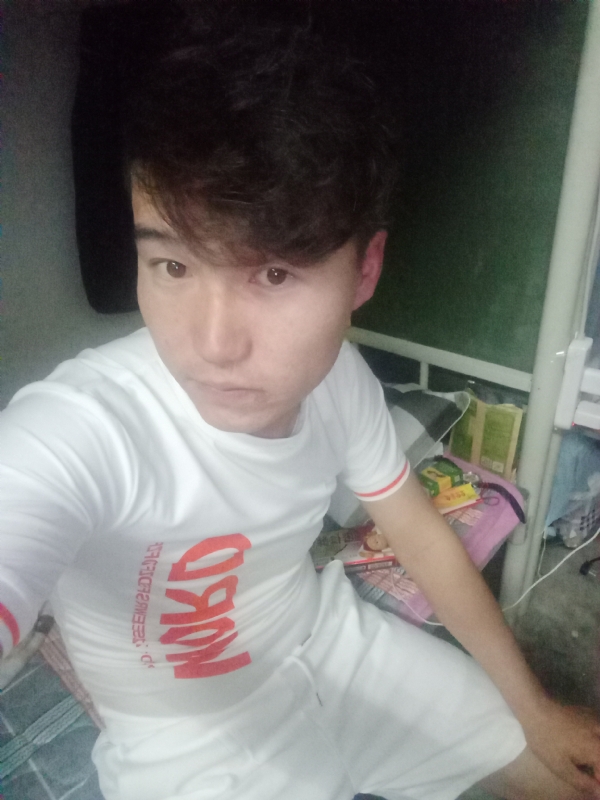 再回首的第一张照片--青岛相亲服务中心