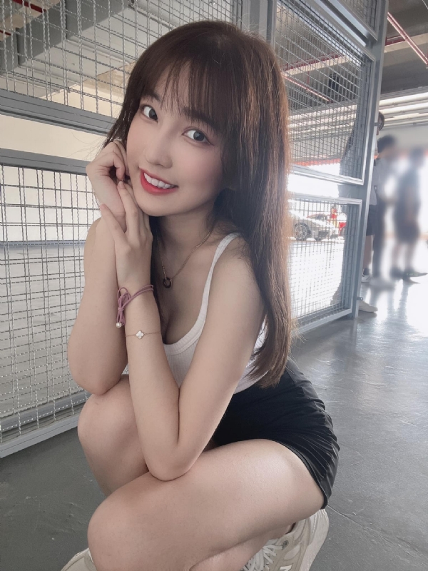 欣妍的第一张照片--青岛相亲服务中心